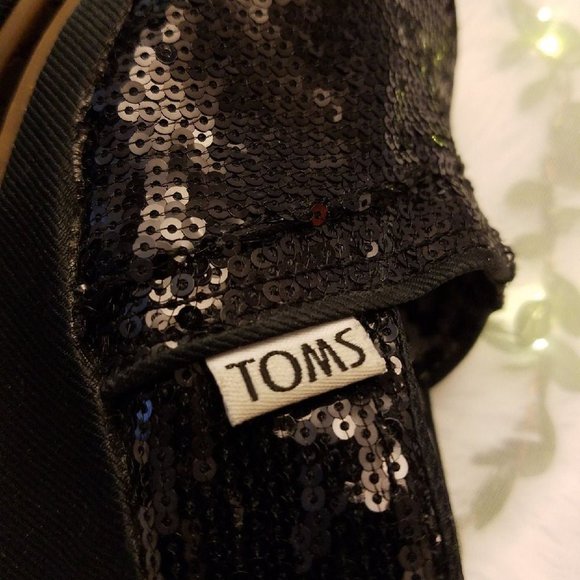 TOMS Classic Black Wedge Sequin Slip-ons - Picture 5 of 9